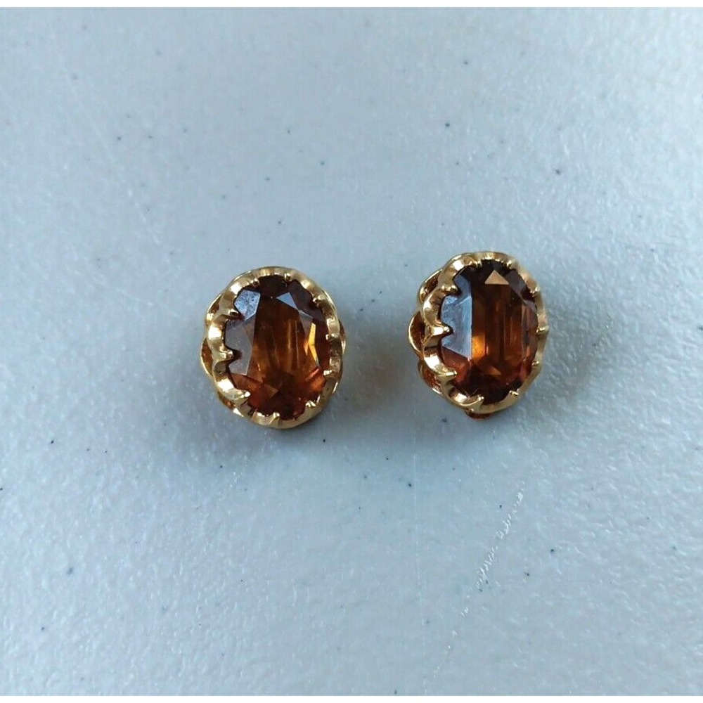 Vintage clip on earrings Art, gold‎ tone, Amber color glass settings Gold Tone